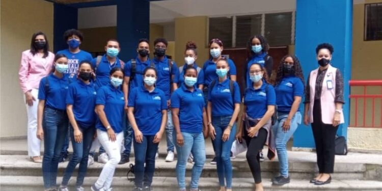 Seis universidades acogen 104 bachilleres becados por el Inafocam