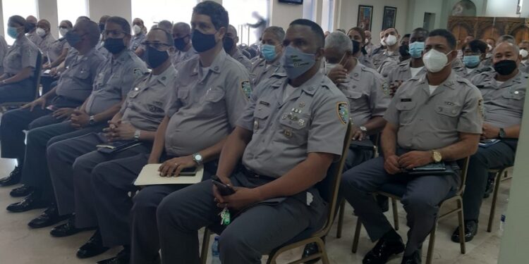 General Then instruye fortalecer las medidas disciplinarias en todo los rangos