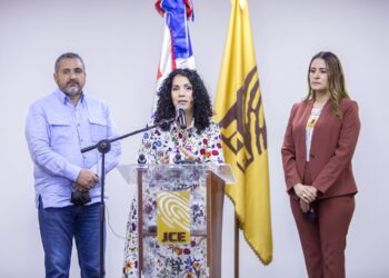 JCE presenta a partidos políticos formatos para el registro de sus afiliados y desafiliados