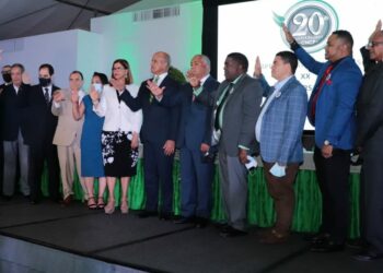 Comerciantes quieren ser parte de diálogo para reforma fiscal