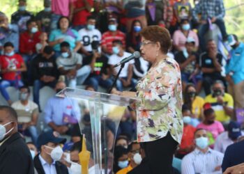 PLD aclara a quienes están juramentando