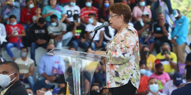 PLD aclara a quienes están juramentando