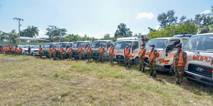 Obras Públicas inicia trabajos  en Elías Piña