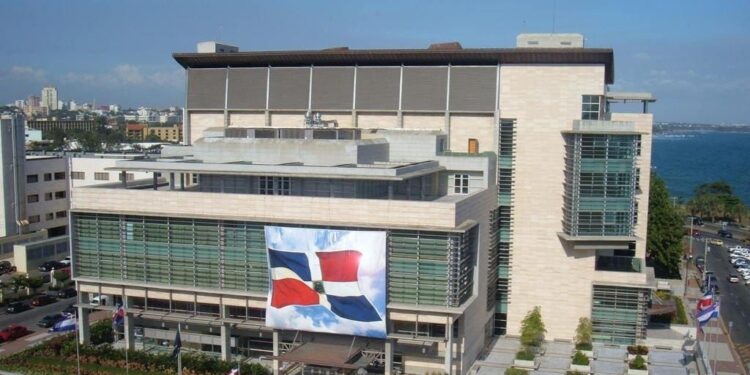 Suprema Corte conocerá en audiencia sanción del CARD contra abogado ﻿