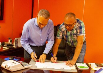 “El Navican de Neón” dará el banderazo a la Navidad