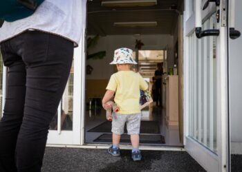 Confirman menores pueden tener altas cargas virales de COVID-19