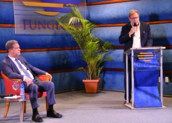 Juan Luís Cebrián: Internet desafía la capacidad de poder del periodismo