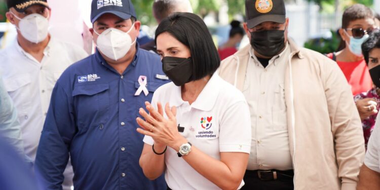 Primera dama, SNS y Senasa realizan jornadas de prevención cáncer de Mama