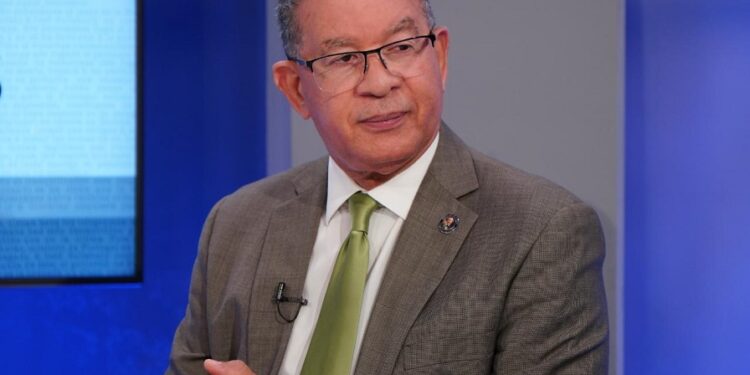 Wilson Gómez: Proceso de regularización fue colmado de falsificaciones