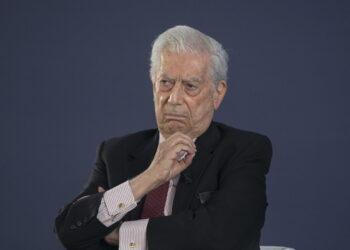 Vargas Llosa, elegido miembro de la Academia Francesa