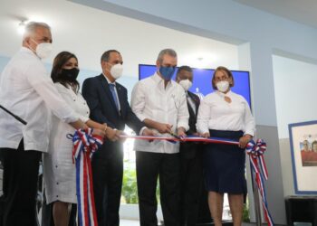 Abinader Inaugura Obras por más de mil millones de pesos.