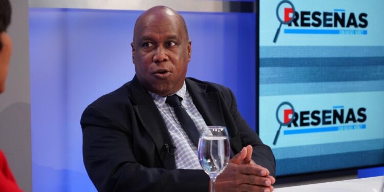 Manuel Núñez: “La comunidad internacional se cansó de Haití”