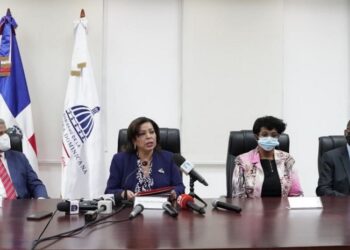 El próximo lunes continuarán concurso para docentes y directores escolares