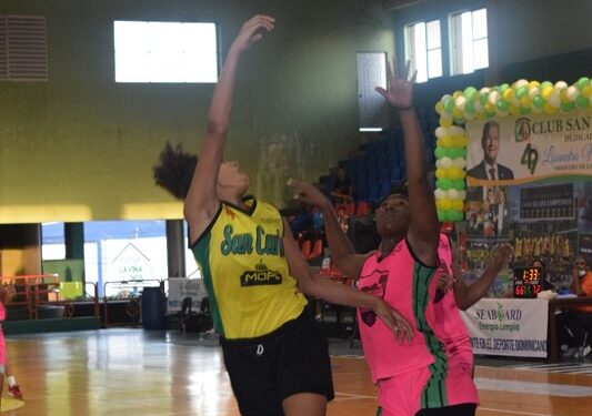 San Carlos e Indias ganan en inicio semifinal torneo nacional femenino de Fedoclubes
