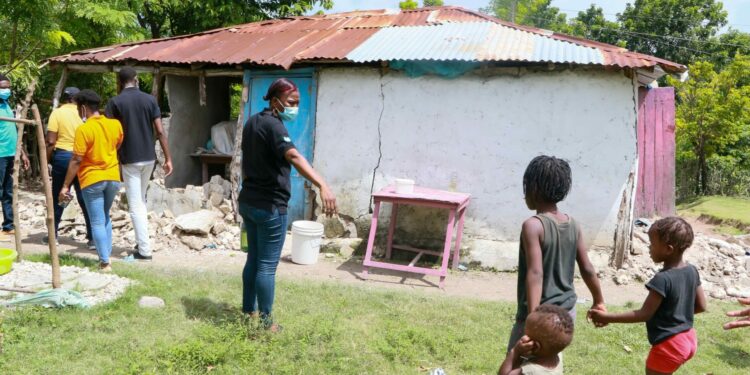 Más de 7.000 niños entre la precariedad y loa inseguridad en aldeas en Haití
