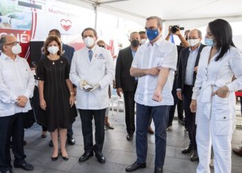 Presidente Abinader se convierte en primer donante en la “Primera Jornada de Sangre”
