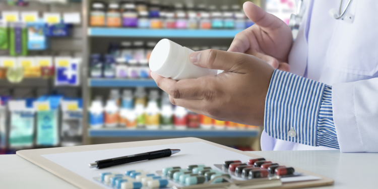 Algunas ARS incumplen disposición de SISALRIL sobre acceso a medicamentos