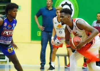 Moca: San Sebastián vence a La Cancha con ofensiva de Juan Miguel Suero