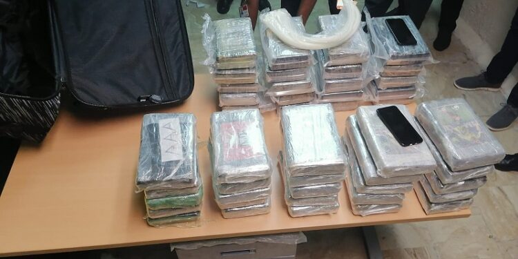 Ocupan 45 paquetes de presunta cocaína en Aeropuerto Punta Cana