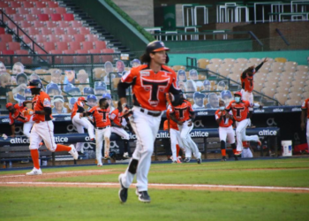Toros dejan en el terreno a los Leones
