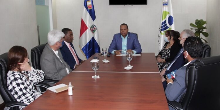 Pro Consumidor y LIDOM acuerdan investigar boleterías de estadios de beisbol