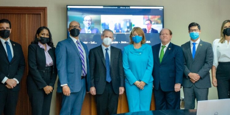 ABA informa al FMI que banca múltiples en RD alcanza los RD$2 billones 306 mil millones