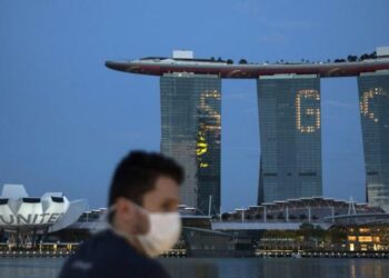 Singapur cobrará gastos médicos a quienes decidan no vacunarse