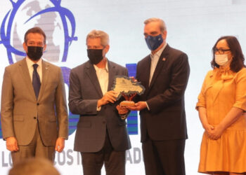 Exportaciones crecen 28% más en primer semestre de este año que en el 2020