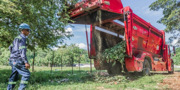 Edesur ayuda al medioambiente con proyecto de compostaje