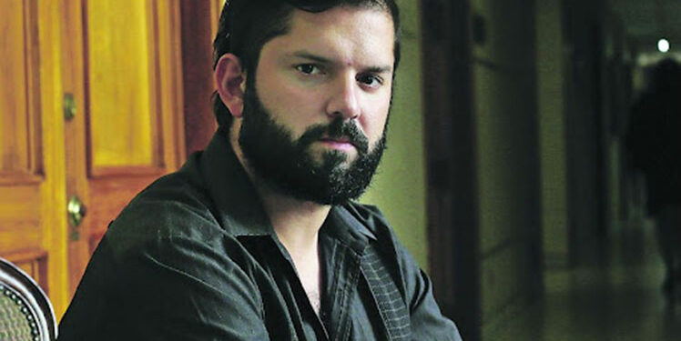 Gabriel Boric encabeza resultados de votos chilenos en el exterior