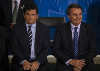 Bolsonaro le entra a Sergio Moro de quien dijo siempre tuvo "intenciones políticas"