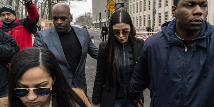 Estados Unidos: Condenada a tres años de cárcel la mujer de 'El Chapo'