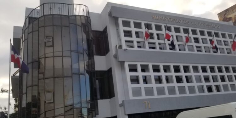 Ministerio de la Juventud pone en contexto denuncias en redes sociales