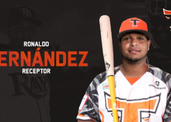 Toros del Este contratan prospectos de los Medias Rojas de Boston