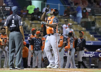 Estrellas mantienen supremacía; Toros provocan triple empate en la cuarta posición
