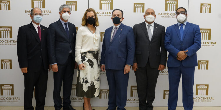 Banco Central celebra la premiación de su Concurso de Arte y Literatura Bancentral 2021