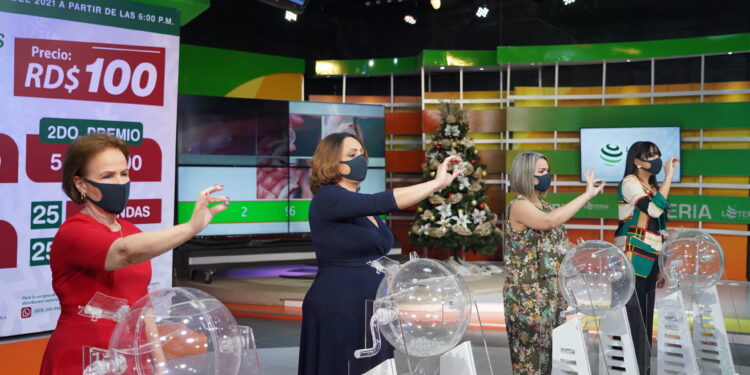 LN rompe récord de ganadores en su sorteo Extraordinario de Navidad con 132 millones
