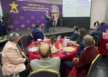 Danilo Medina: "Quien trate de borrar la obra del PLD está perdiendo su tiempo"