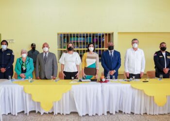 Primera dama visita por segunda año Najayo Mujeres con motivo de la Navidad