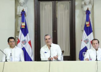 Gobierno anuncia boletos a precios reducidos para criollos residen en Nueva York y New Jersey