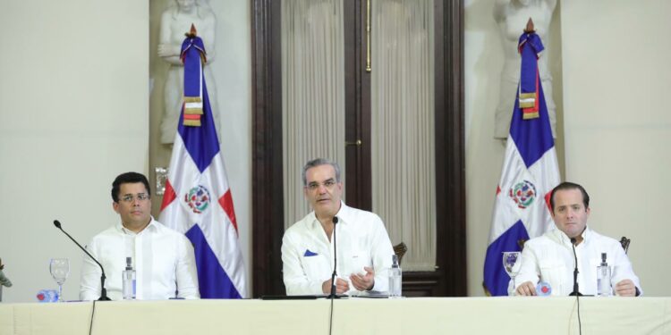 Gobierno anuncia boletos a precios reducidos para criollos residen en Nueva York y New Jersey