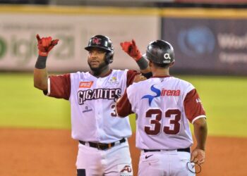 Escogido vence Gigantes y jugarán Play in con Águilas