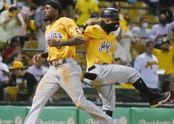 Águilas empatan en el primero, Licey escala el segundo, Gigantes vencen Toros