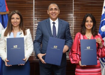 Altice pagará al Estado US$20.6 millones por derecho a uso de espectro