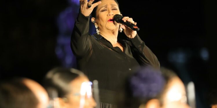 Arrancó ‘Noches de Navidad’ en la Plaza de la Cultura