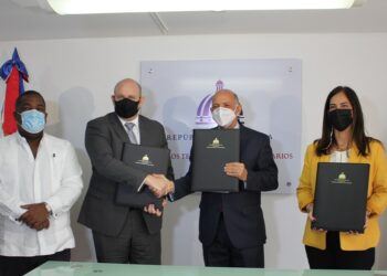 Centros Tecnológicos Comunitarios suscriben acuerdo con Microsoft