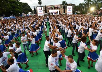 ADOPAE propone  Abinader declare el 11 de diciembre Día Nacional de la Bachata