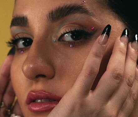 “Atrévete” es lo nuevo de Valentina