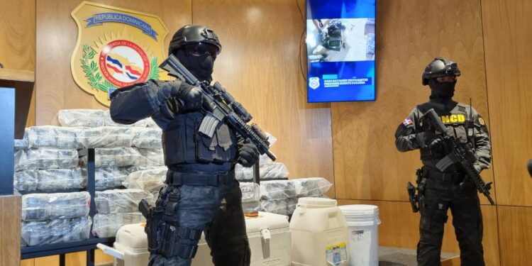 Ocupan 282 paquetes presumiblemente de cocaína en La Altagracia