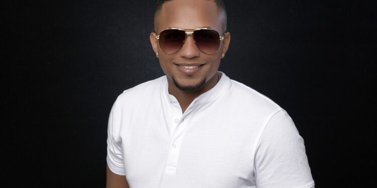 Deivi Cruz escala fuerte en la salsa con el álbum "Hecho a mi medida"